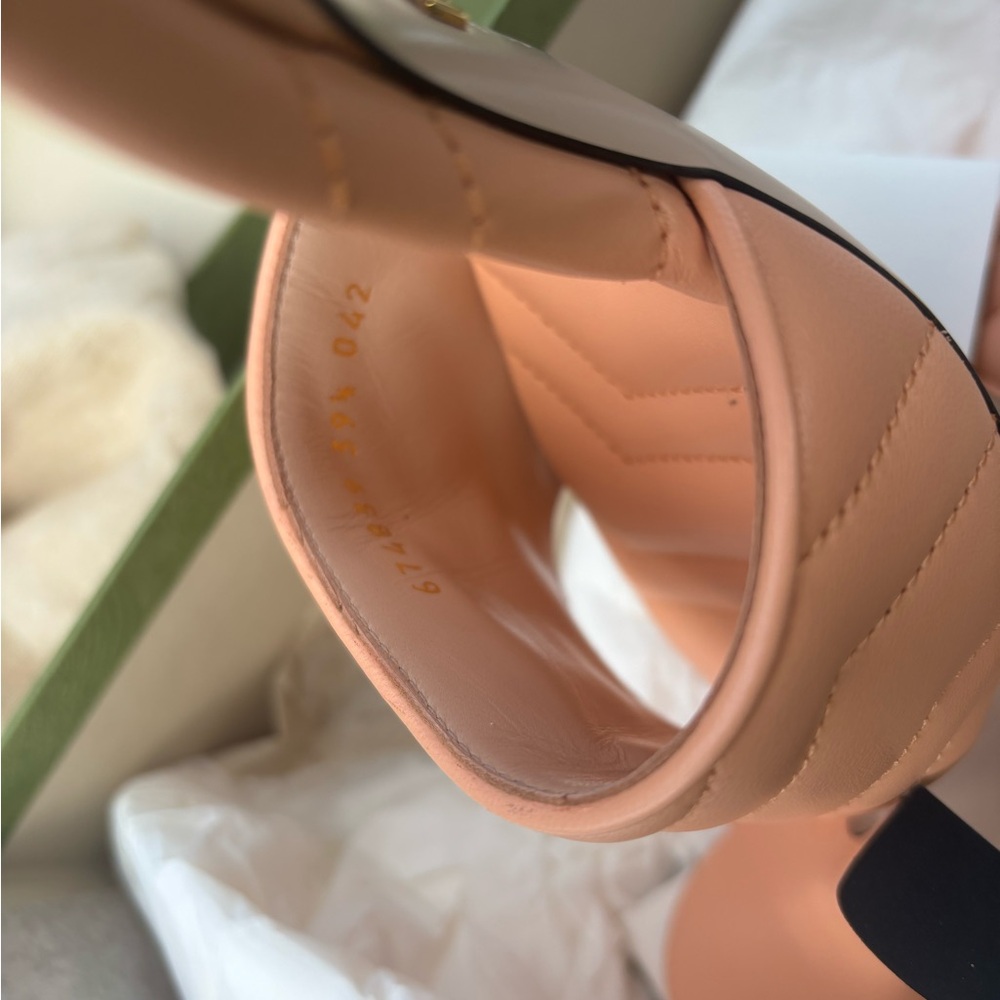 Gucci Napa Matelasse Heels Authentic - Picture 2 of 6